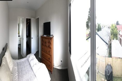 Photo of property in 4 Ruhanui Lane, Pakuranga Heights, Auckland, 2010