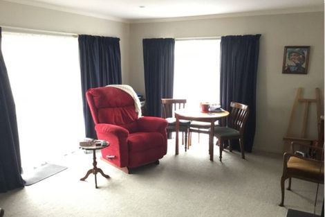 Photo of property in 7 Saint Lukes Place, Bader, Hamilton, 3206