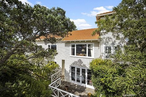 Photo of property in 14 Lookout Road, Roseneath, Wellington, 6011