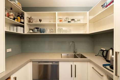 Photo of property in 18 Stableford Drive, Pyes Pa, Tauranga, 3112