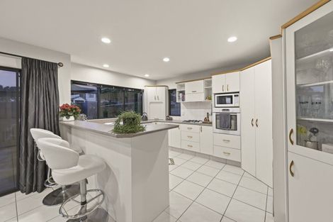 Photo of property in 29 Downing Place, Welcome Bay, Tauranga, 3112