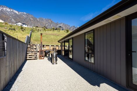 Photo of property in 35 Muster Road, Jacks Point, 9371