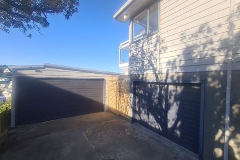 Photo of property in 27 Terrace Road, Titahi Bay, Porirua, 5022