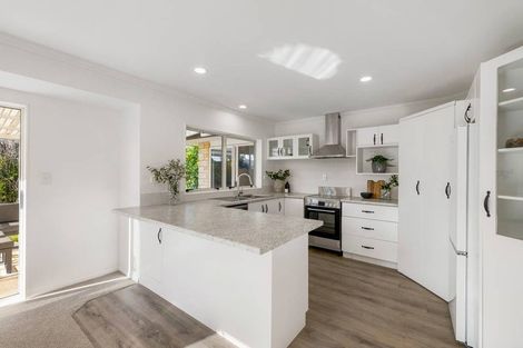 Photo of property in 19 Beachlands Place, Papamoa Beach, Papamoa, 3118
