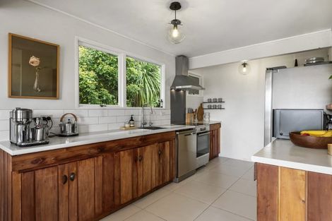 Photo of property in 2/35a Rangatira Road, Beach Haven, Auckland, 0626