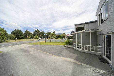 Photo of property in 2 Lakefront Drive, Te Anau, 9600