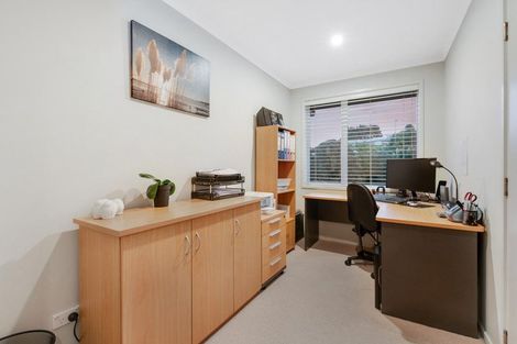 Photo of property in 2a Astrolabe Place, Gulf Harbour, Whangaparaoa, 0930