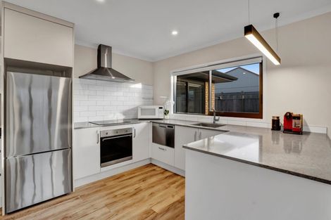 Photo of property in 10a Wilton Street, Westown, New Plymouth, 4310