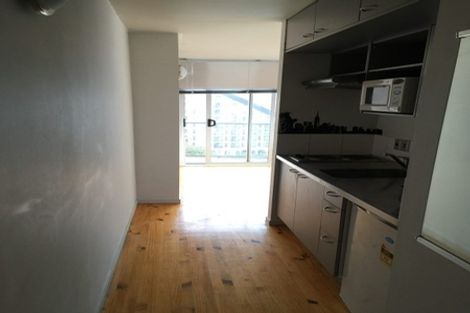 Photo of property in Scotia Tower Apartments, 9b/8 Scotia Place, Auckland Central, Auckland, 1010