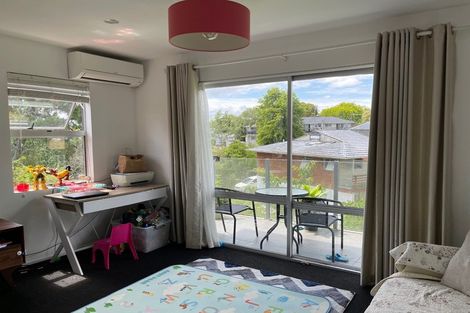 Photo of property in 3/7 Alston Avenue, Kelston, Auckland, 0602