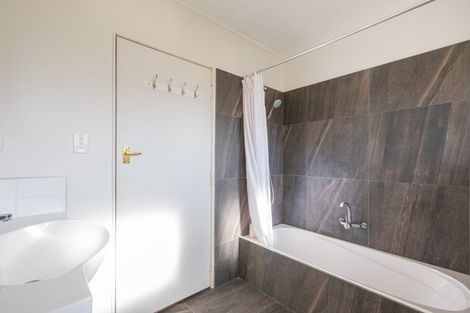 Photo of property in 70 Molesworth Drive, Mangawhai, 0505