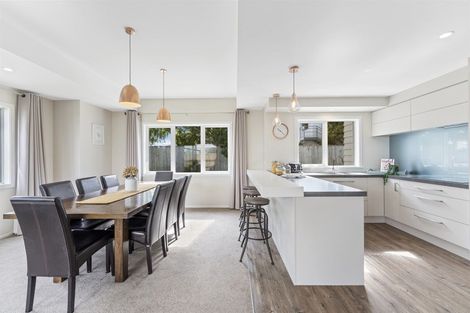 Photo of property in 742 Main Street, Palmerston North, 4414