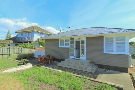 Photo of property in 22 Bowater Place, Manurewa, Auckland, 2102