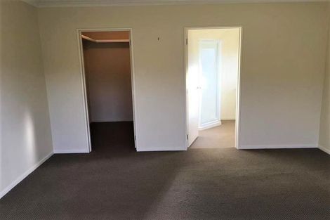 Photo of property in 4 Gandalf Crescent, Paraparaumu, 5032