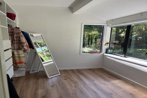 Photo of property in 2/36 Beulah Avenue, Rothesay Bay, Auckland, 0630