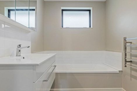 Photo of property in 2/150 Aldwins Road, Phillipstown, Christchurch, 8062