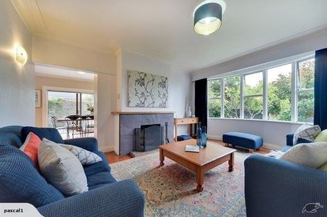 Photo of property in 1/16 Onewa Road, Northcote Point, Auckland, 0627