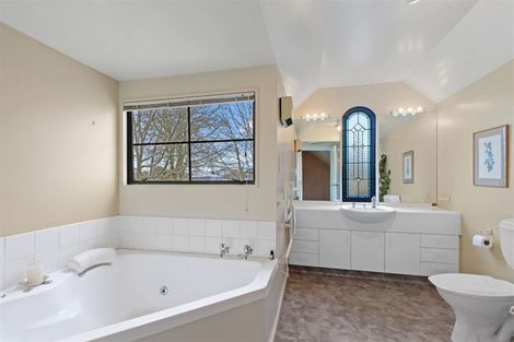 Photo of property in 10a Swanleigh Place, Ilam, Christchurch, 8041