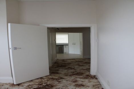 Photo of property in 33 Cardwell Street, Onehunga, Auckland, 1061