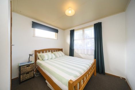 Photo of property in 56 Apollo Parade, Milson, Palmerston North, 4414