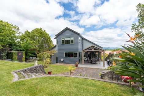 Photo of property in 8 Tironui Terrace, Western Heights, Hamilton, 3200