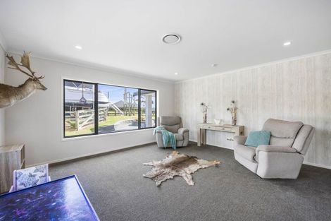 Photo of property in 12 Church View Road, Waiau Pa, Pukekohe, 2679