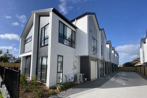 Photo of property in 3c Westall Road, New Lynn, Auckland, 0600