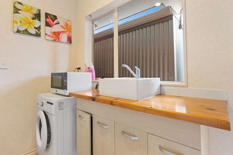 Photo of property in 152 Gravatt Road, Papamoa Beach, Papamoa, 3118