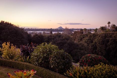Photo of property in 18 Vanderbilt Place, Welcome Bay, Tauranga, 3112