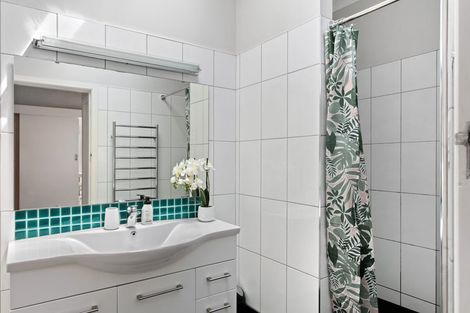 Photo of property in 28a Moana Road, Okitu, Gisborne, 4010