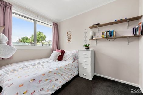 Photo of property in 4/12 Poplar Grove, Ebdentown, Upper Hutt, 5018