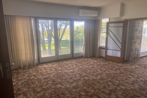 Photo of property in 43 Pohutukawa Place, Bell Block, New Plymouth, 4312