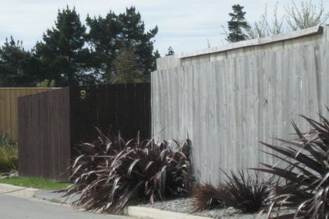 Photo of property in 9 Parkinson Place, Woodend, 7610