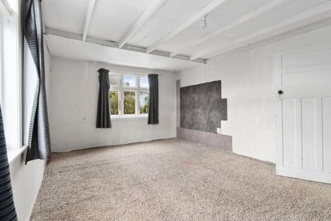 Photo of property in 30 Cambridge Terrace, Masterton, 5810