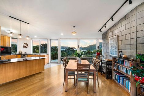 Photo of property in 38 Upland Road, Huia, Auckland, 0604