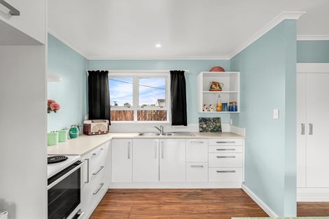 Photo of property in 31 Matai Street, Castlecliff, Whanganui, 4501