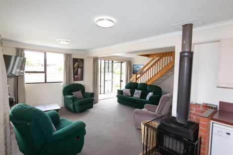 Photo of property in 11 Burnett Place, Lake Tekapo, 7999