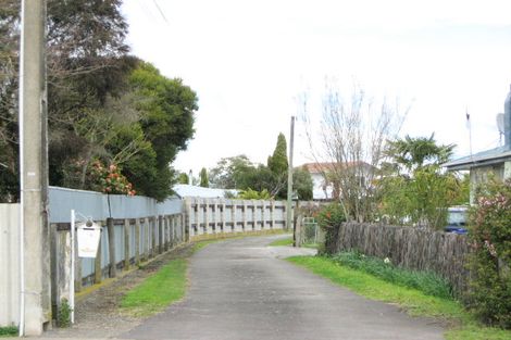 Photo of property in 14 School Road, Clive, 4102