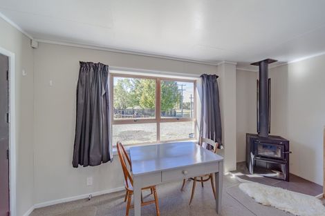 Photo of property in 36 Owen Street, Tikokino, Waipawa, 4273