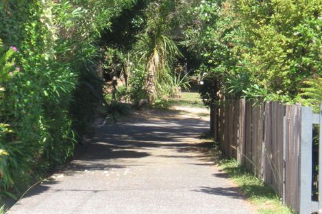 Photo of property in 1/4 Beulah Avenue, Rothesay Bay, Auckland, 0630