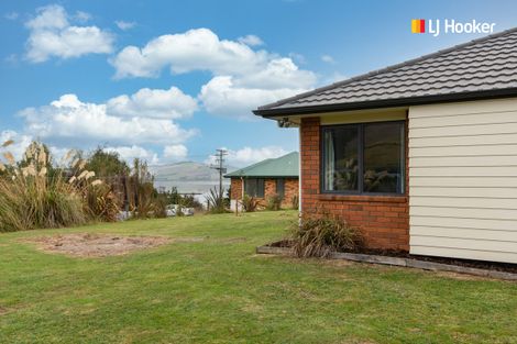 Photo of property in 30 Titri Road, Waihola, Outram, 9073