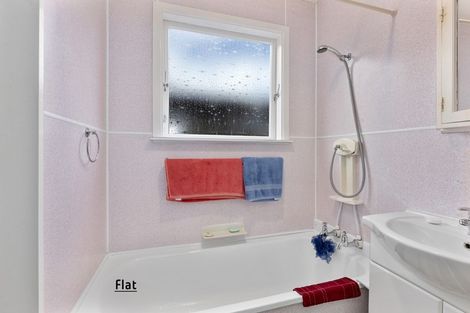 Photo of property in 1 Clematis Grove, Maungaraki, Lower Hutt, 5010