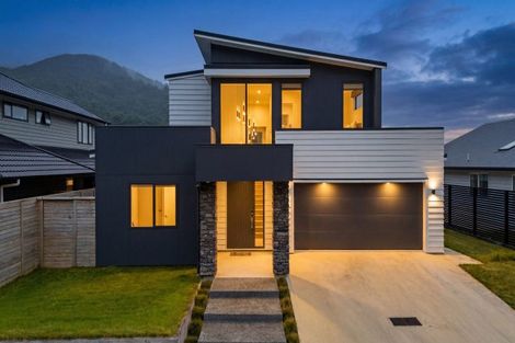 Photo of property in 21 Porokaiwhiri Street, Crofton Downs, Wellington, 6035