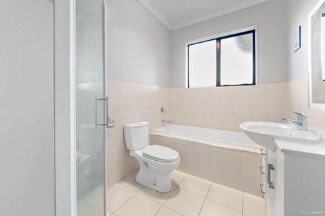 Photo of property in 5a Cartmel Avenue, Massey, Auckland, 0614