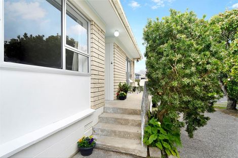 Photo of property in 1/38 Divich Avenue, Te Atatu South, Auckland, 0610