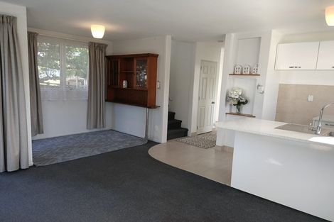 Photo of property in 44a Waverley Avenue, Glenfield, Auckland, 0629