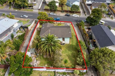 Photo of property in 13 Spinella Drive, Bayview, Auckland, 0629