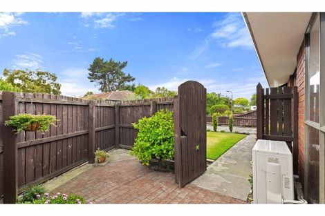 Photo of property in 2/4 Limburg Lane, Spreydon, Christchurch, 8024