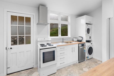 Photo of property in 3 Bishops Road, Dunedin Central, Dunedin, 9016