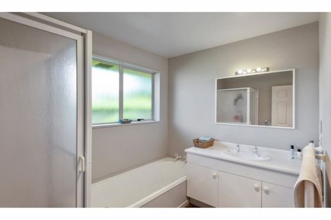 Photo of property in 1/10 Maryhill Avenue, Hoon Hay, Christchurch, 8025